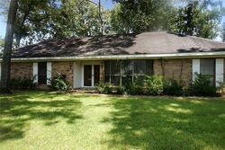Foreclosure in  Oak Knoll Dr Ville Platte, LA 70586