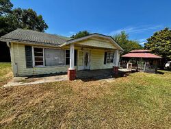  Opp Ave, Andalusia AL