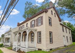  New York Ave, Columbus NJ