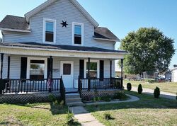  Chestnut St, Coshocton OH