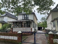 Foreclosure in  113TH AVE Saint Albans, NY 11412