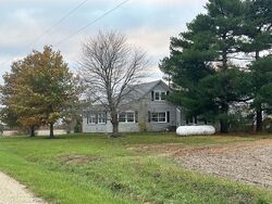  N 2950 East Rd, Le Roy IL