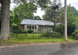 Foreclosure in  GLENWOOD LN Huntington, NY 11743