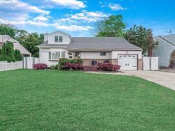 Foreclosure in  SELEY DR North Babylon, NY 11703