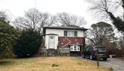 Foreclosure in  OCEAN AVE Bay Shore, NY 11706