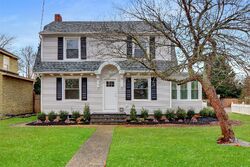 Foreclosure in  JAYNE AVE Patchogue, NY 11772