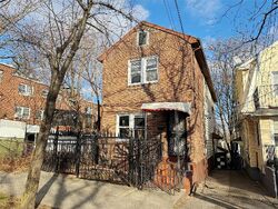 Foreclosure in  GUNTHER AVE Bronx, NY 10466