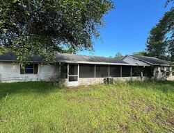  Cedar Dr, Brooker FL