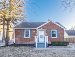  9th Ave, Silvis IL