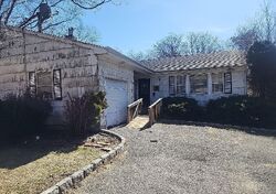 Foreclosure in  SPUR DR S Islip, NY 11751