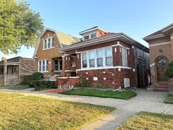 Foreclosure in  E 87TH PL Chicago, IL 60619