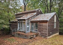 Foreclosure in  Cactus Dr Benton, KY 42025