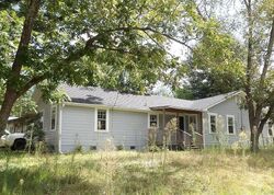  Travis St, Henderson TX