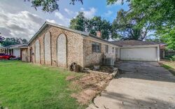 Foreclosure in  BEECHAVEN RD La Porte, TX 77571