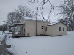  W Adelaide St, Maple Rapids MI