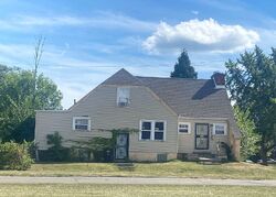Foreclosure in  E OUTER DR Detroit, MI 48224