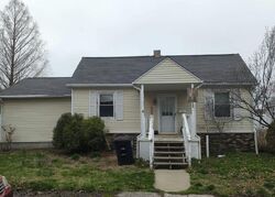  W 3rd South St, Mount Olive IL