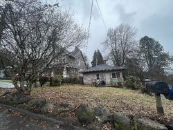 Foreclosure in  SW 3RD AVE Portland, OR 97219