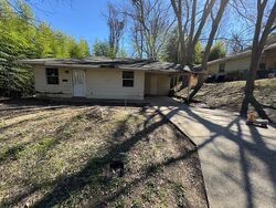 Foreclosure in  WABASH AVE Vicksburg, MS 39183
