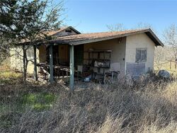  Zion Hill Rd, Seguin TX