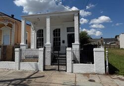 Foreclosure in  Baronne St New Orleans, LA 70113