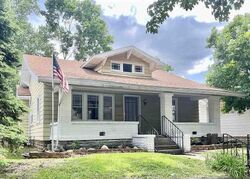  S 8th St, Terre Haute IN