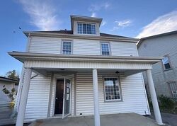  Mercer Rd, Ellwood City PA