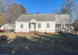 Foreclosure in  Elokomin Ave Richmond, VA 23237