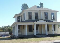  Brunswick Ave, Blackstone VA