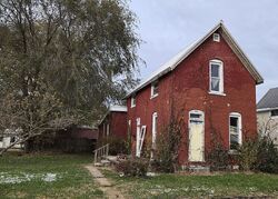  E 9th St, Rushville IN