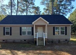  Sandhill Dr, Dudley NC