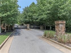  Somerset Ln, Cartersville GA