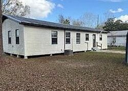  W Wilson St, Ville Platte LA