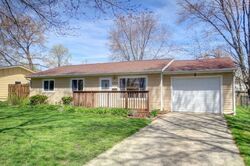  E Country Squire Dr, Urbana IL