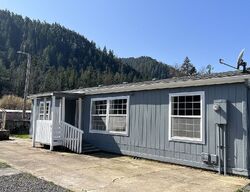  Fairy Glen Dr, Oakridge OR