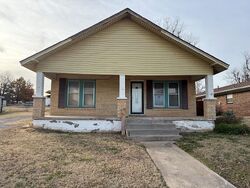  N Rush Ave, Rush Springs OK