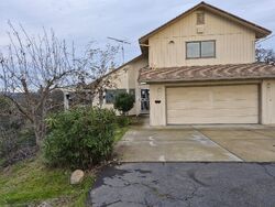  Banderilla Dr, La Grange CA