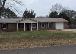  Tres Dr, Huntsville AL