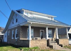  Todd Ave, Ellwood City PA