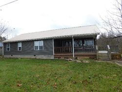 Foreclosure in  Pleasant Grove Loop Manchester, KY 40962