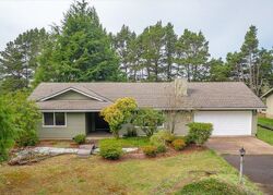  S Crestline Dr, Waldport OR