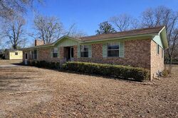  1st St, Nacogdoches TX