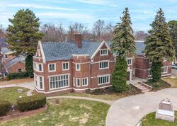 Foreclosure in  E Jefferson Ave Grosse Pointe, MI 48230