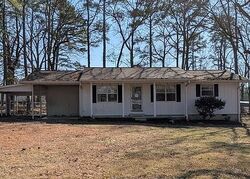 Foreclosure in  Lindsey Dr Centre, AL 35960