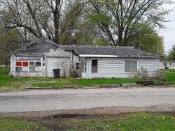 S 14th St, Keithsburg IL