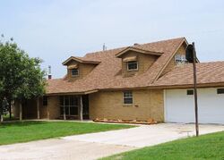  Apache Dr, De Leon TX