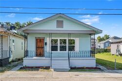 Foreclosure in  N ROCHEBLAVE ST New Orleans, LA 70117