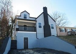  E Locust St, Mount Sterling KY
