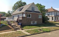  4th Ave W, Dickinson ND