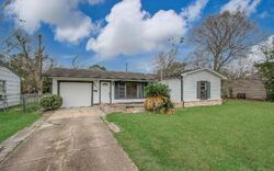  Pecan St, Dickinson TX